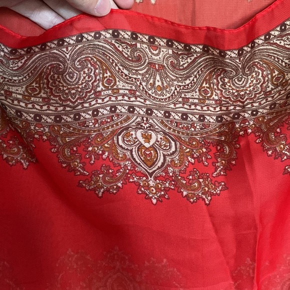 😍🆕Bohemian Shawl- Red background - Picture 5 of 7